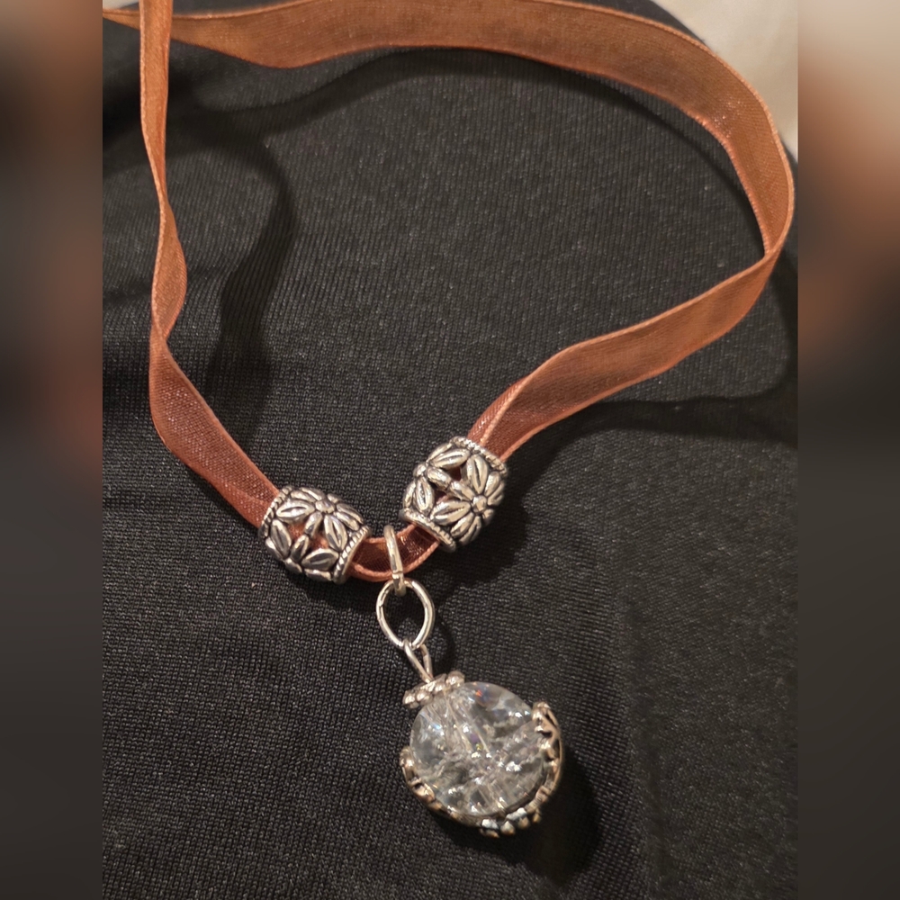 Hand Crafted Ribbon & Cracked Glass Pendant Choker/Necklace SALE SALE 💝💝💝